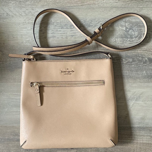 Kate Spade Jackson Crossbody - Picture 2 of 5